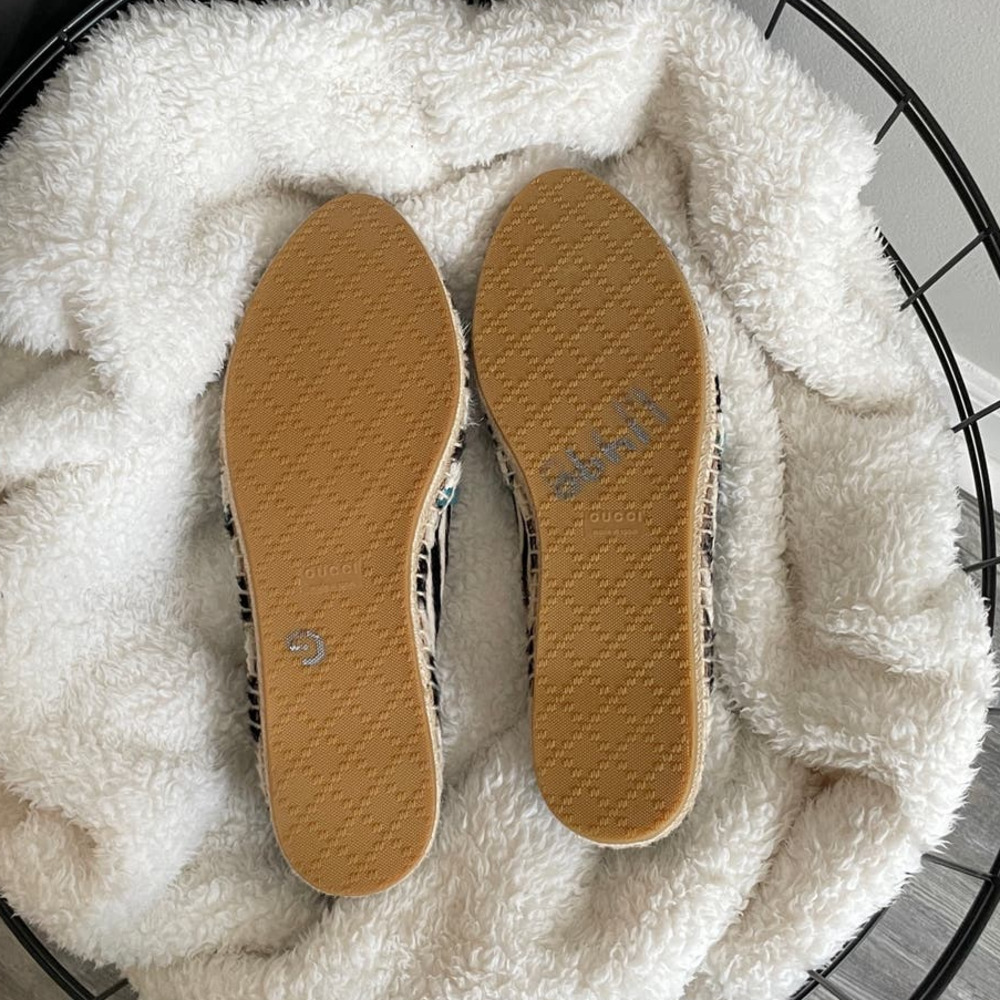 Authentic Gucci Pony-Style Calfskin Espadrilles (9.5) - Picture 6 of 6